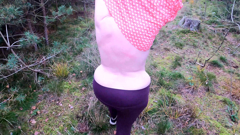 Bouncy Tits Action: Beating Breasts Red
