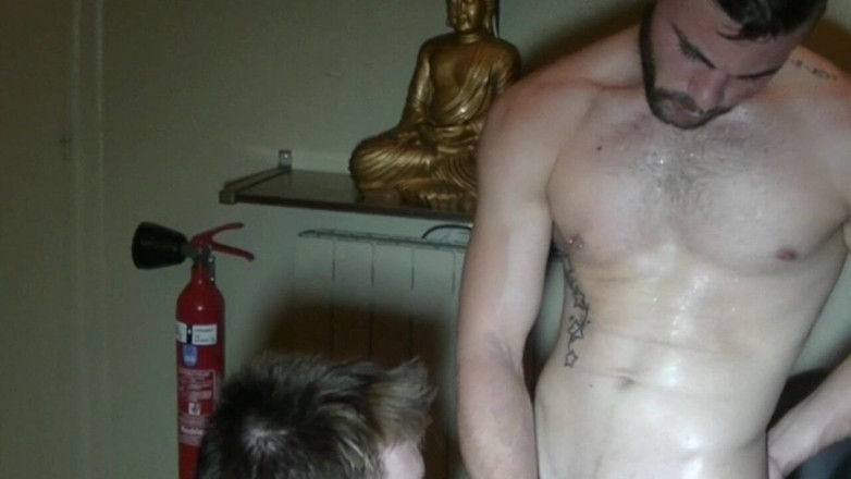 Latino Fucker: Fucked Ra During Massage