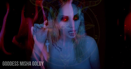 Goddess Misha Goldy: ¡Siente la felicidad de que te doy y se entrega...