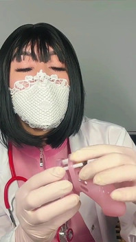 Mayhem medico: trans doc domina un paziente con enorme carico di sperma punto di vista
