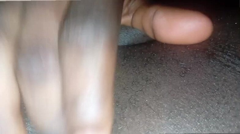 Africatrans: Por Favor, Não Coloque Tudo Na Minha Bunda.