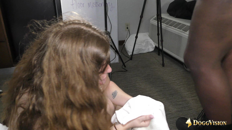 DoggVision: Akhir yang bahagia dari amazon dengan memek berbulu