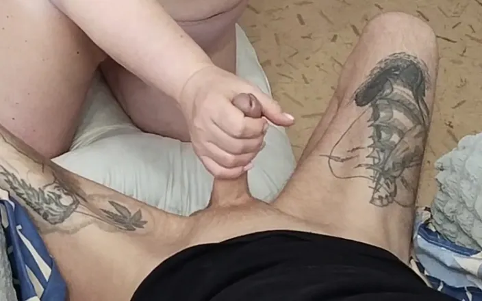 Zona901: I Do Blowjob Blowjob and Jerk off My Son-in-law's Dick...