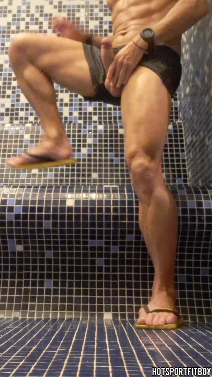Hotsportfitboy: ควยใหญ่เงี่ยนชักว่าวในห้องซาวน่าสุดหรูและ balnearios - มือสมัครเล่นยิงน้ําเงี่ยนเสี่ยงภัย