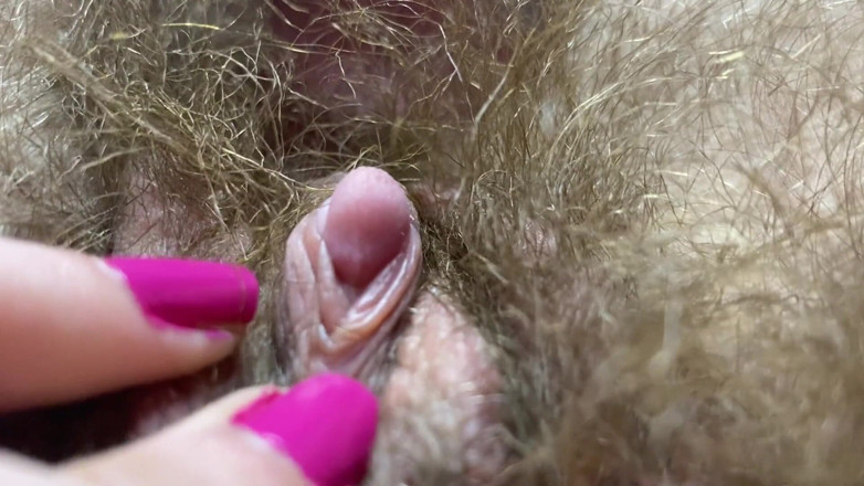 Cuteblonde666: Clitoris monstru în junglă