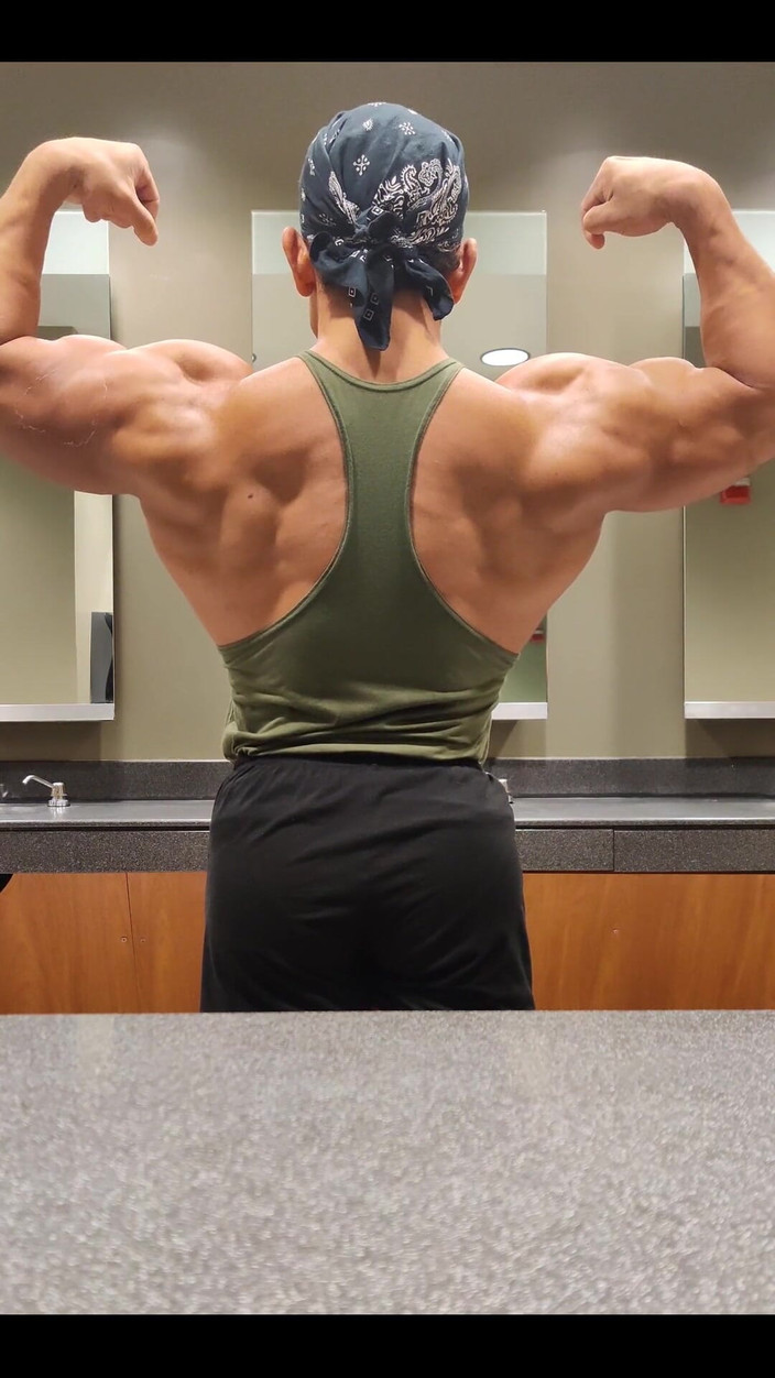 Benji Bastian: Juste une des innombrables vidéos que j’ai.