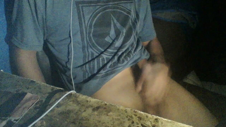 AlexAlejandro13: En Pc Web Cam