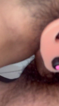 DP Com Vibrador E O Pau Do Meu Marido. Muito Amador. Preciso De Dois Paus De Verdade.