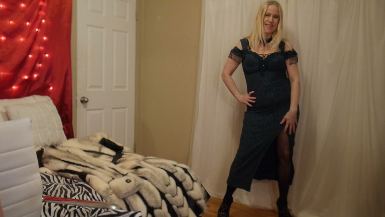 Gartersex: 继母是你的约会舞会口交和操你，以帮助你忘记你的女朋友