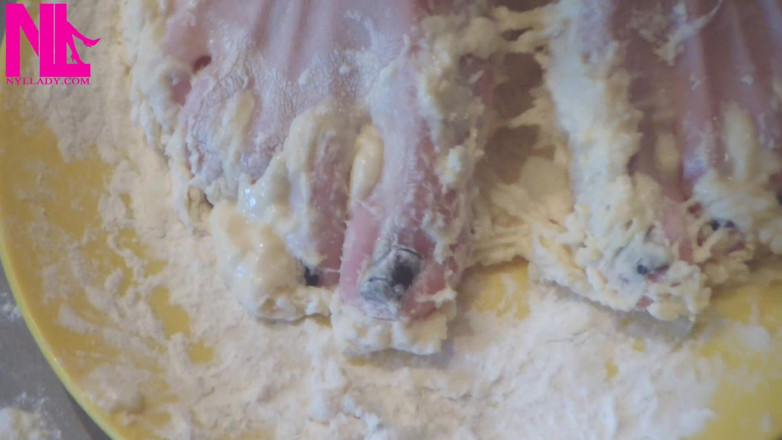 Nyllady: Making Dough for Pasta with My Bare Feet
