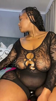 BBW striptease & analspiel