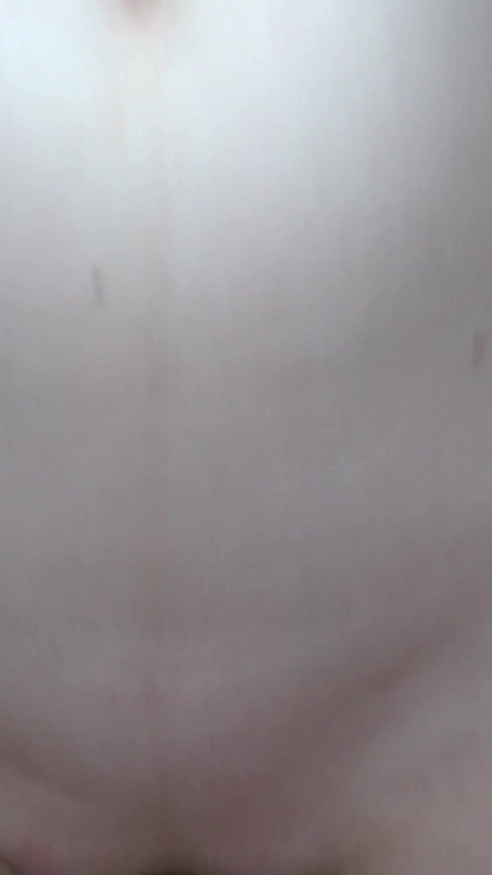Amateur Homemade Porn: Ayah tiri berkongkek panas dengan pepek ketat tinggi di rumah...