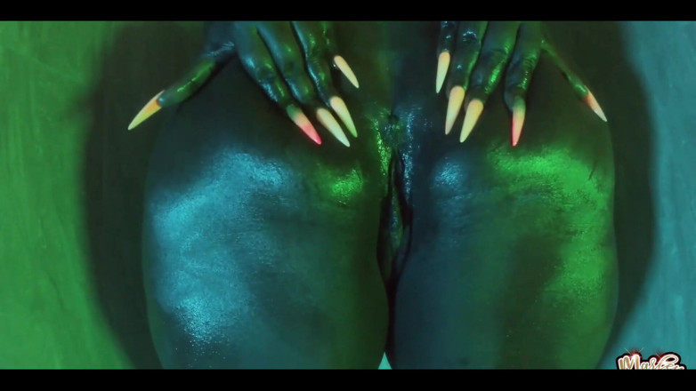 Marley Moore Videos: The Wet Box