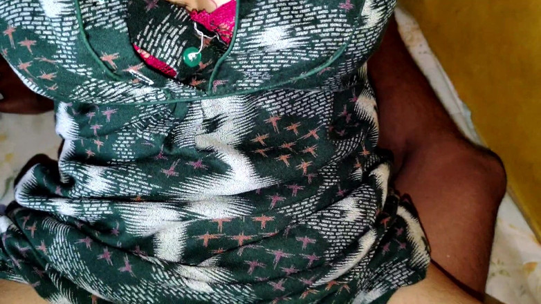 Lovelygirl456: Tengok isteri dengan jarinya dalam pepeknya