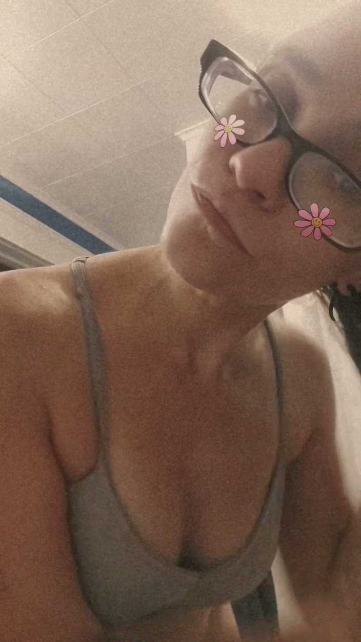 Summrbby: Showerroutine Snippleclamps