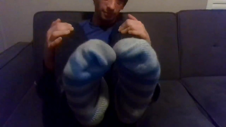 LilTaste: Footplay Fetisch Fanclub Video des Monats (ffvotm); Bonusvideo Mai 2021 (kein Audio)