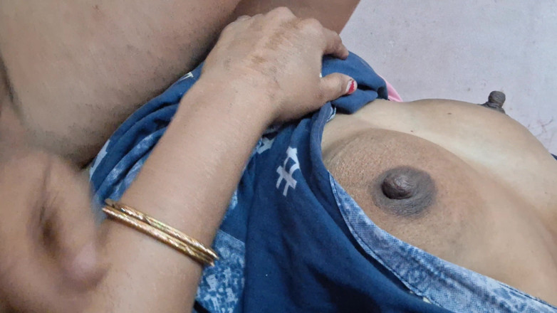 Busty Banuu: Hizmetçi sikişi