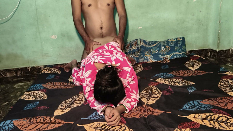 yongboy1: Indian Stepbrother and Step Stepsister Sex 18 Year Old Indian Girl...