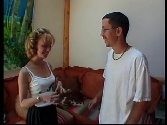 Oral Sluts: Caliente bod Johnny Thrust tiene a Jamie Lynn chupando su...