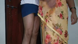 गांव की महिला ने अपनी शैली में मजा लिया, सारा पानी खाली कर दिया, 4k वीडियो देखें और मजा लें भाग 1
