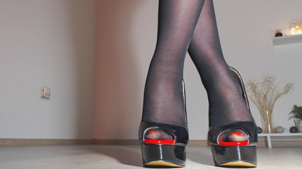 LegsOnHeels: The unique pair of platforms that I like to tease...