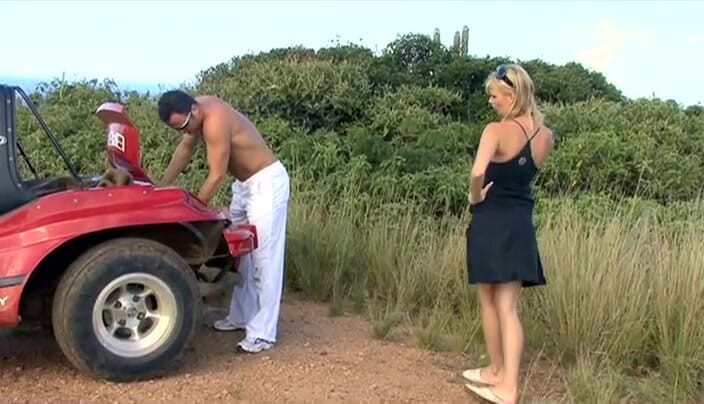 Premium porn studio: Barbarc am exhibitionismus am strand gefickt