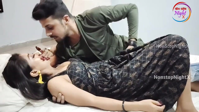 NonstopNight8: Fată indiană sex dur complet cel mai bun futai