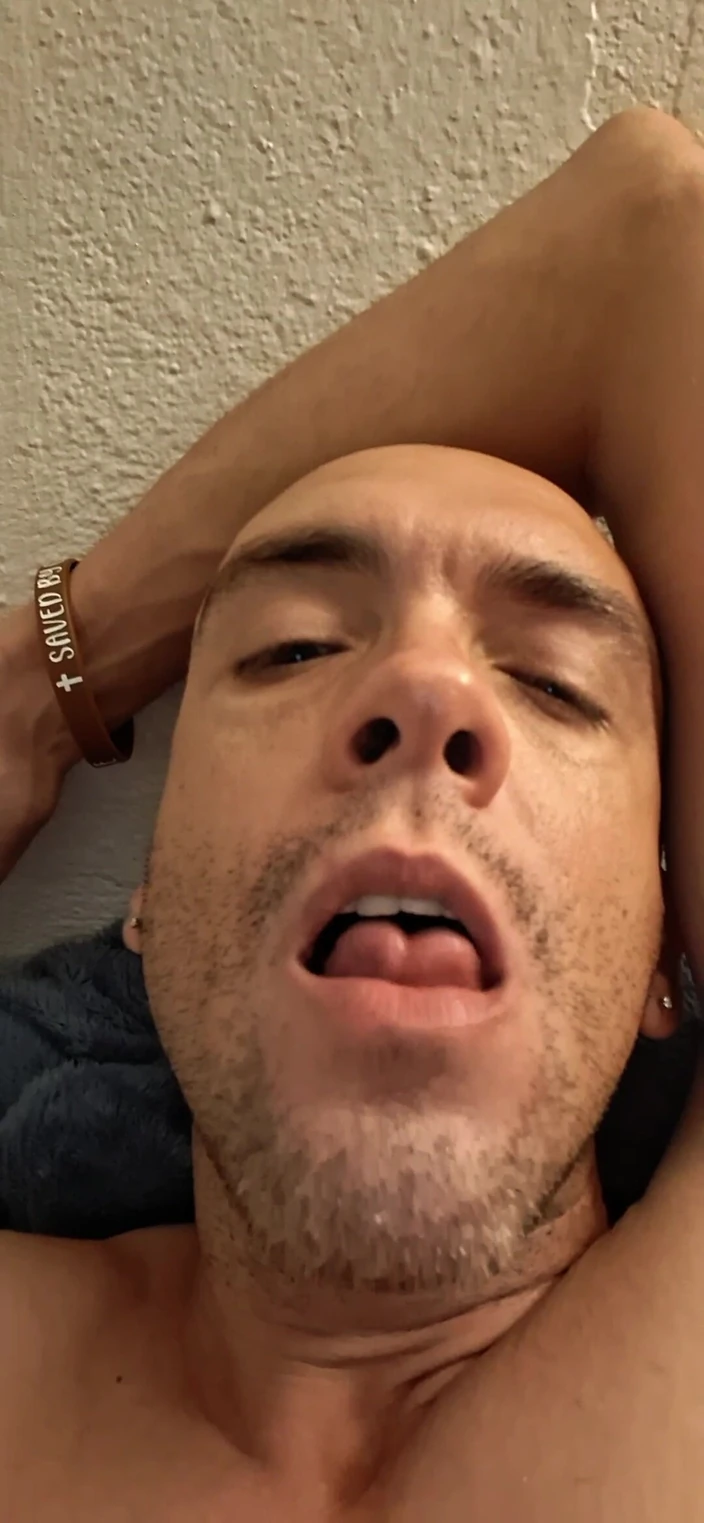 Kinkyboymilk: Puta se mete en columpios con polla dura