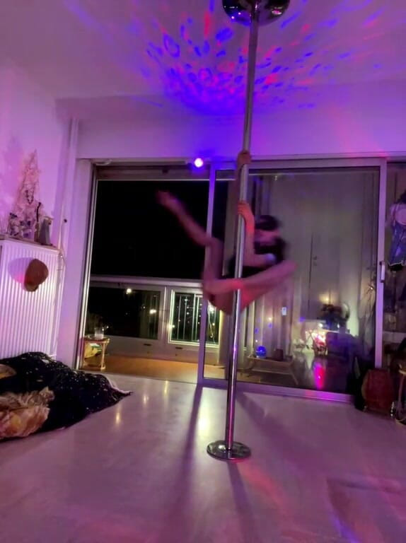 Chris06d22: Ballerina Eccitante