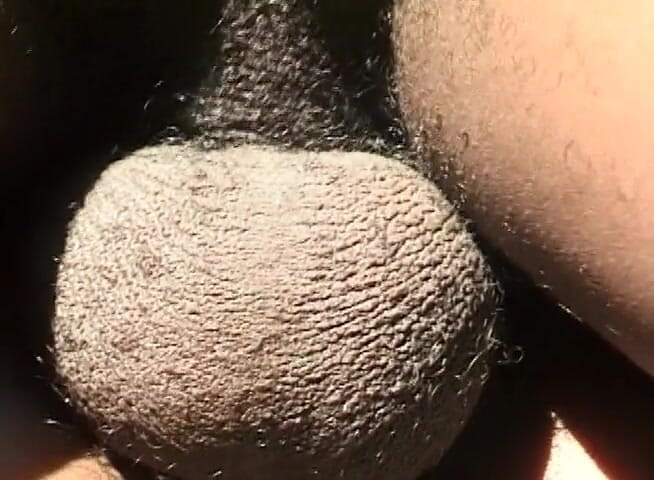 Real Swingers: Ateşli zenci kızlar havuz başında sikiliyor