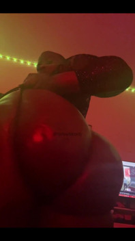 Wanna See Me Fuck This Big Juicy Booty?