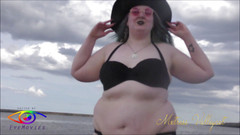 Mxtress Valleycat: Venku na moři