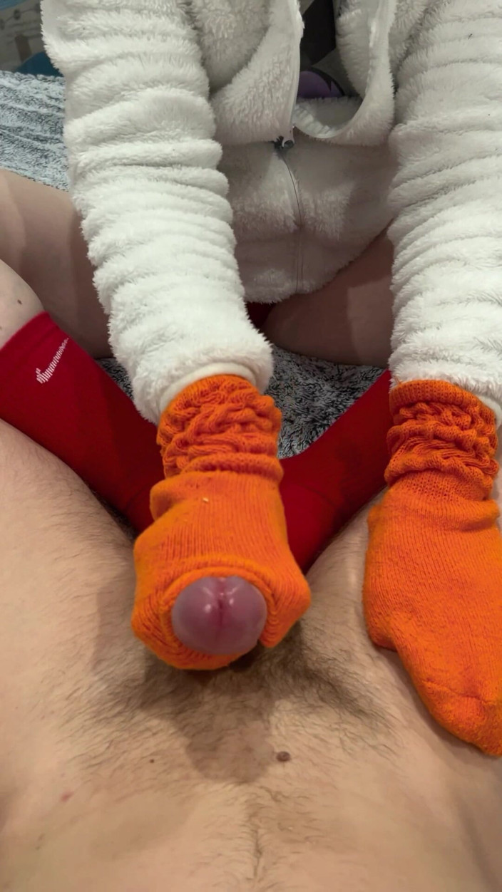 Frenchsockjob: Handlouchjob