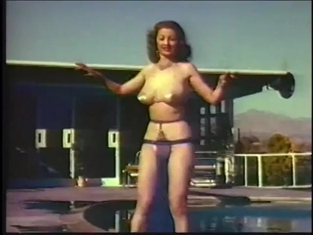 Old Good Porn: Watch Some Hot Retro Girls Dancing and Taking off Their...
