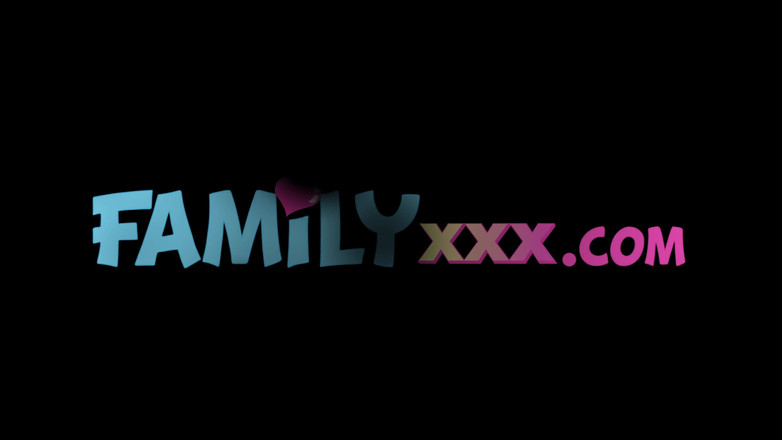 FamilyXXX: Aria'nın büyük üvey erkek kardeşi temize çıkıyor