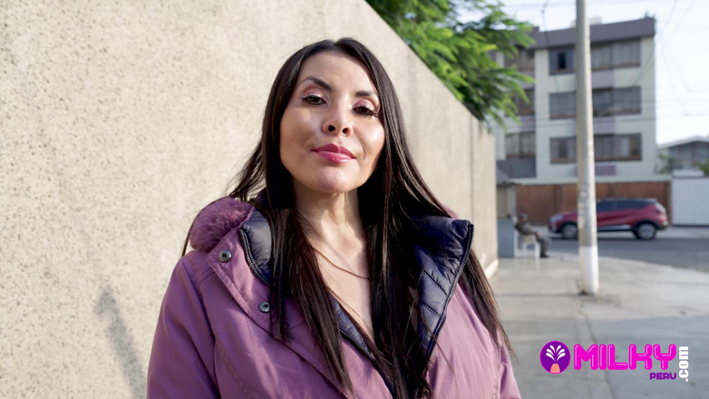 Milky Peru: Złapany duży tyłek i cycki - Maryam Hot