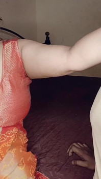 Apni Girlfriend Shruti Se Milne Uske Ghar Gaya Waha Uski Hot Chudakkad Stepmom Ko Daba Ke Pela- Hindi Roleplay