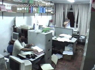 Amateurs videos: Horny employees having sex in the office after hours