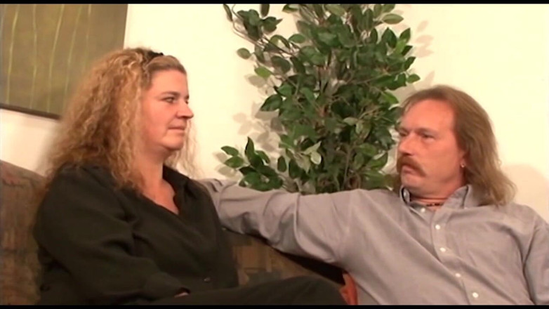 Muschi movie official: Wytatuowana blond milf uwielbia kutas spust na cyckach
