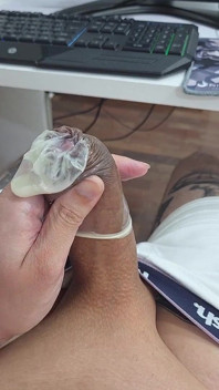 Porra dentro de uma camisinha - My Onlyfans Lkingsbr1