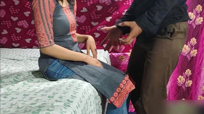 KavitaBhabhi: Am luat iubita la casa celui mai bun prieten pentru...