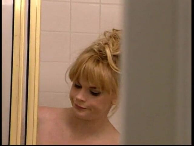 Teen Seduction: Housebreaker was surprised in the act by curious lusty blonde...