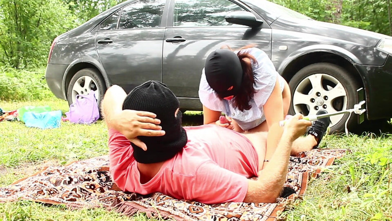 Crazyfamily 1970: Хардкор у лісі