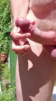Nua tomando banho de sol, grande pau masturbando falando sujo - rockard daddy