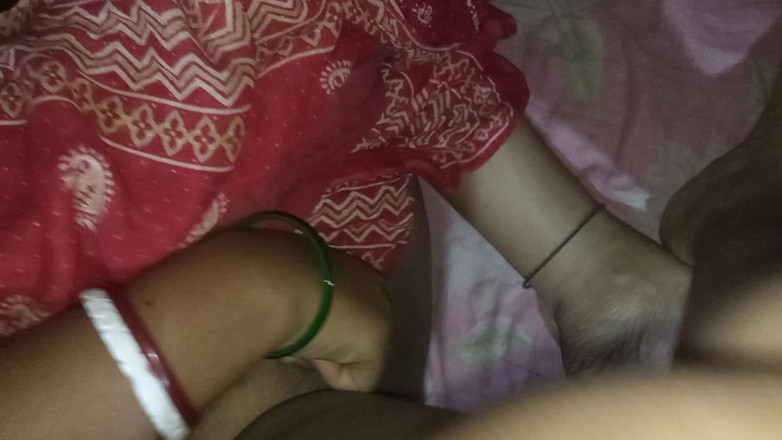 Raja puja: デシ・インディアン・ベンガルのボウディが義兄とセックスをする