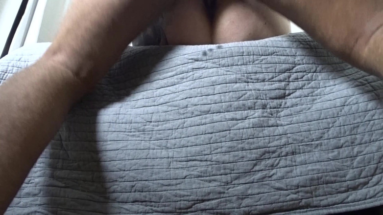 HaremMasterx: Mój przyjaciel daje mi loda na balkonie, a ja ostro...