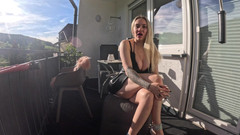 Queen of BDSM: 여기 내 첫 번째 비디오가 드디어 온라인에 왔습니다!