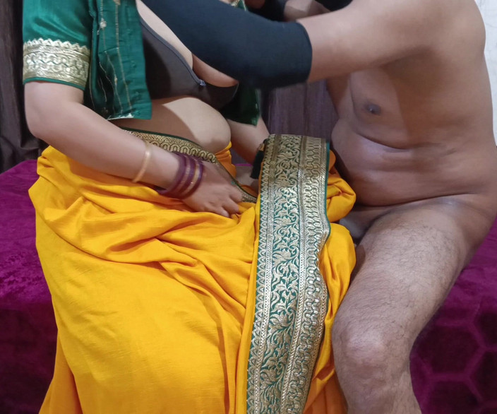 Abhijit7682: 집에서 혼자 있는 동안 따먹히는 섹시한 핫한 바비