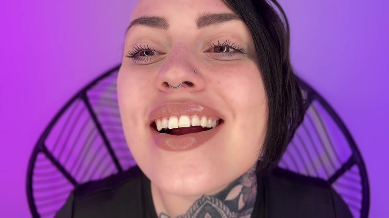 Miss Valentina: Kult lipgloss