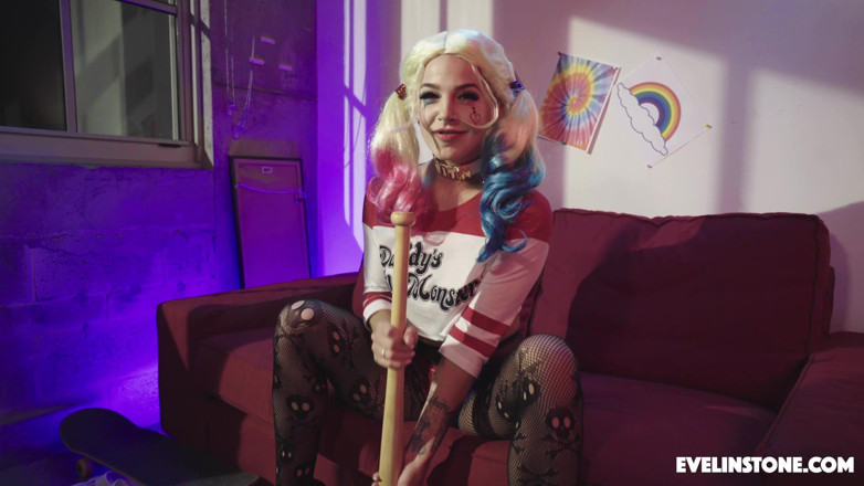 Evelin Stone: Harley Quinn Sph PAWG JOI